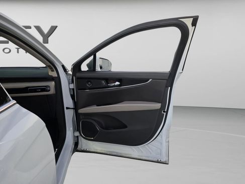 Used 2022 Lincoln Nautilus Reserve w/ Equipment Group 201A image 29