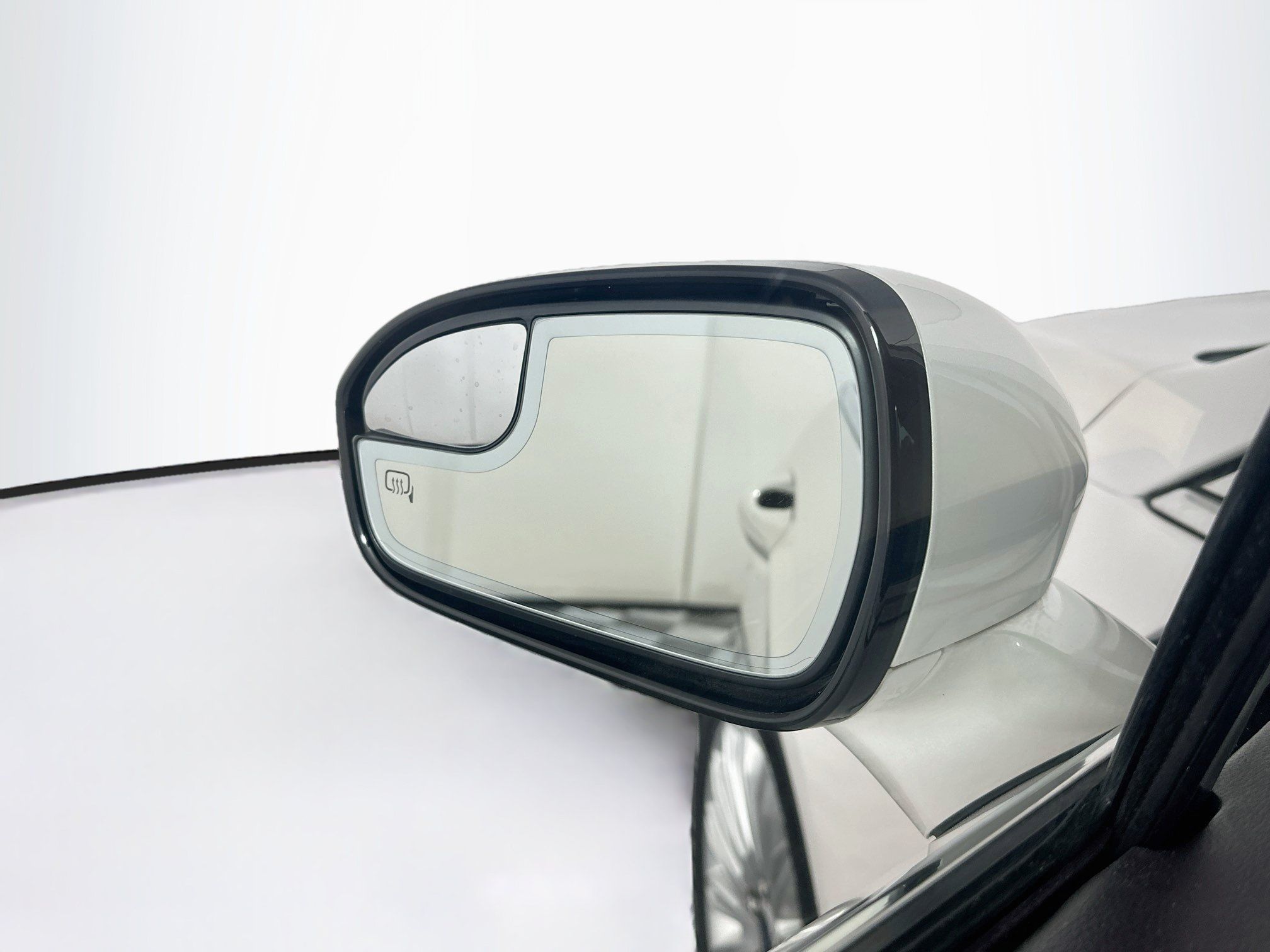 Used 2014 Ford Fusion SE w/ Equipment Group 502A FWD image 16