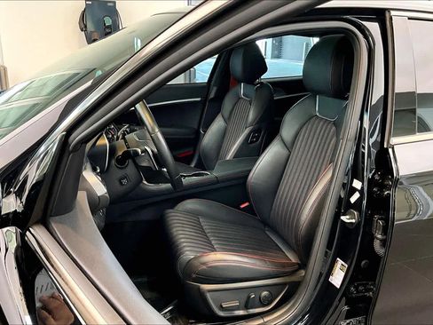 Used 2023 Genesis G70 2.0T w/ Sport Prestige Package RWD image 8