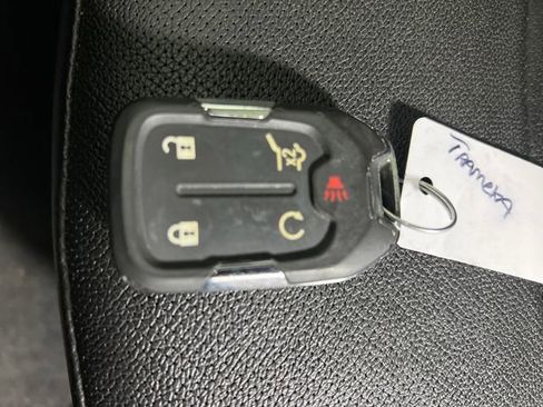 Used 2021 GMC Terrain SLT w/ Elevation Edition image 25