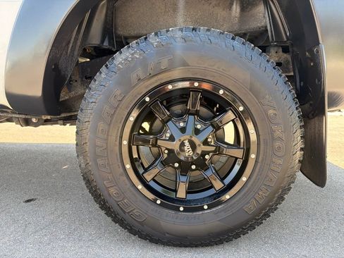Used 2014 Toyota Tacoma 4x4 Access Cab w/ Convenience Package image 30