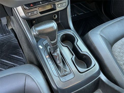 Used 2015 Chevrolet Colorado Z71 image 22