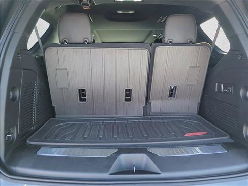 Used 2023 GMC Yukon AT4 w/ Technology Package image 28