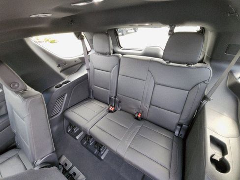 Used 2022 Chevrolet Tahoe LT w/ Luxury Package image 24