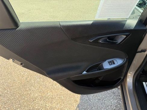 Used 2024 Chevrolet Malibu LT image 13