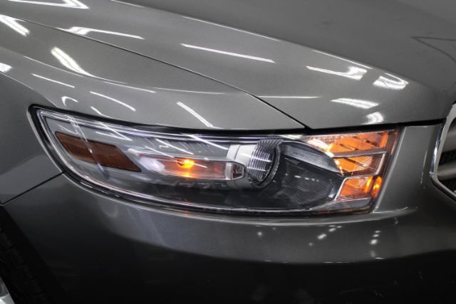 Used 2013 Ford Taurus SEL FWD image 27