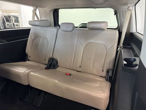 Used 2023 Ford Expedition Max Limited image 23