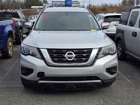 Used 2019 Nissan Pathfinder S image 6