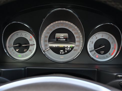 Used 2013 Mercedes-Benz GLK 350 2WD image 26