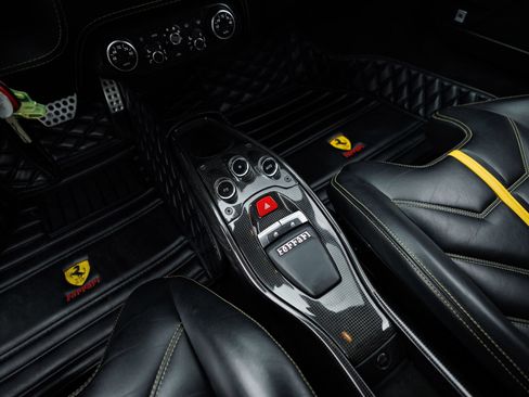 Used 2012 Ferrari 458 Italia Coupe RWD image 51