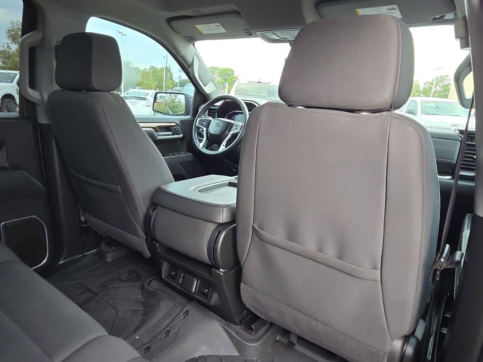 Used 2025 Chevrolet Silverado 1500 RST w/ Rally Edition AWD/4WD image 17