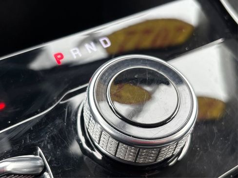 Used 2022 Jeep Grand Cherokee L Limited image 31