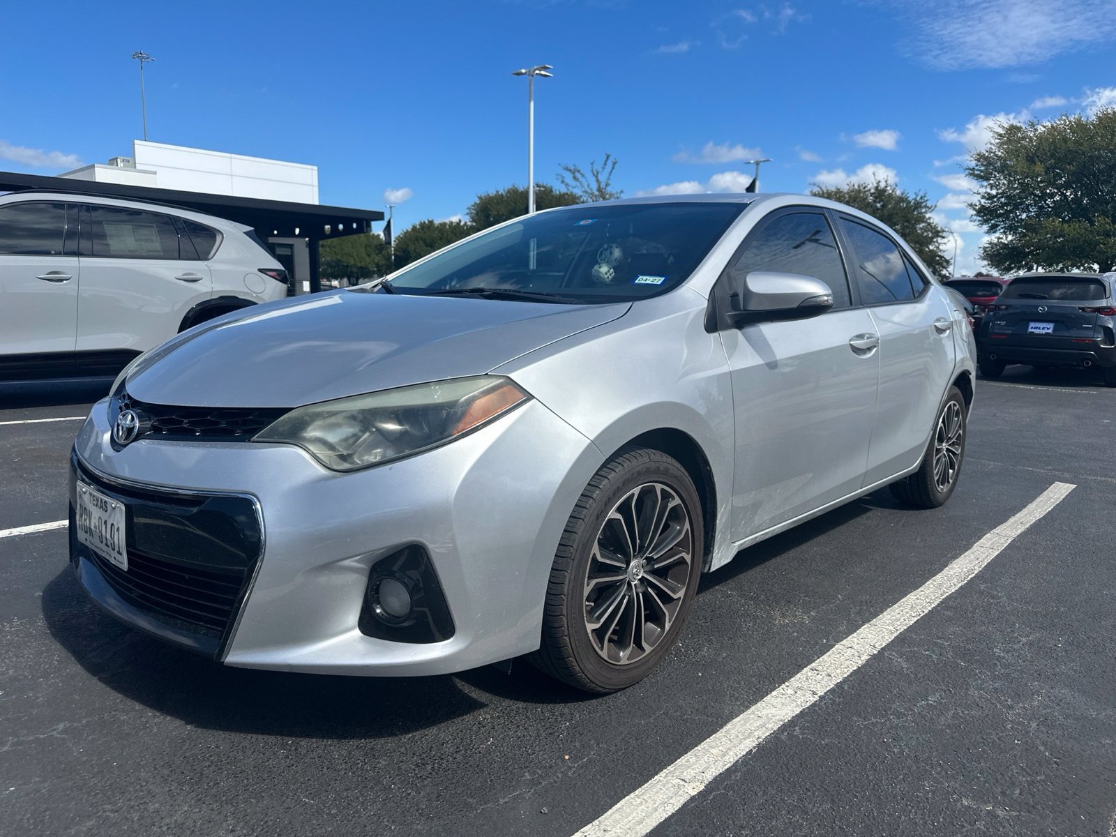 Used 2015 Toyota Corolla S FWD image 2