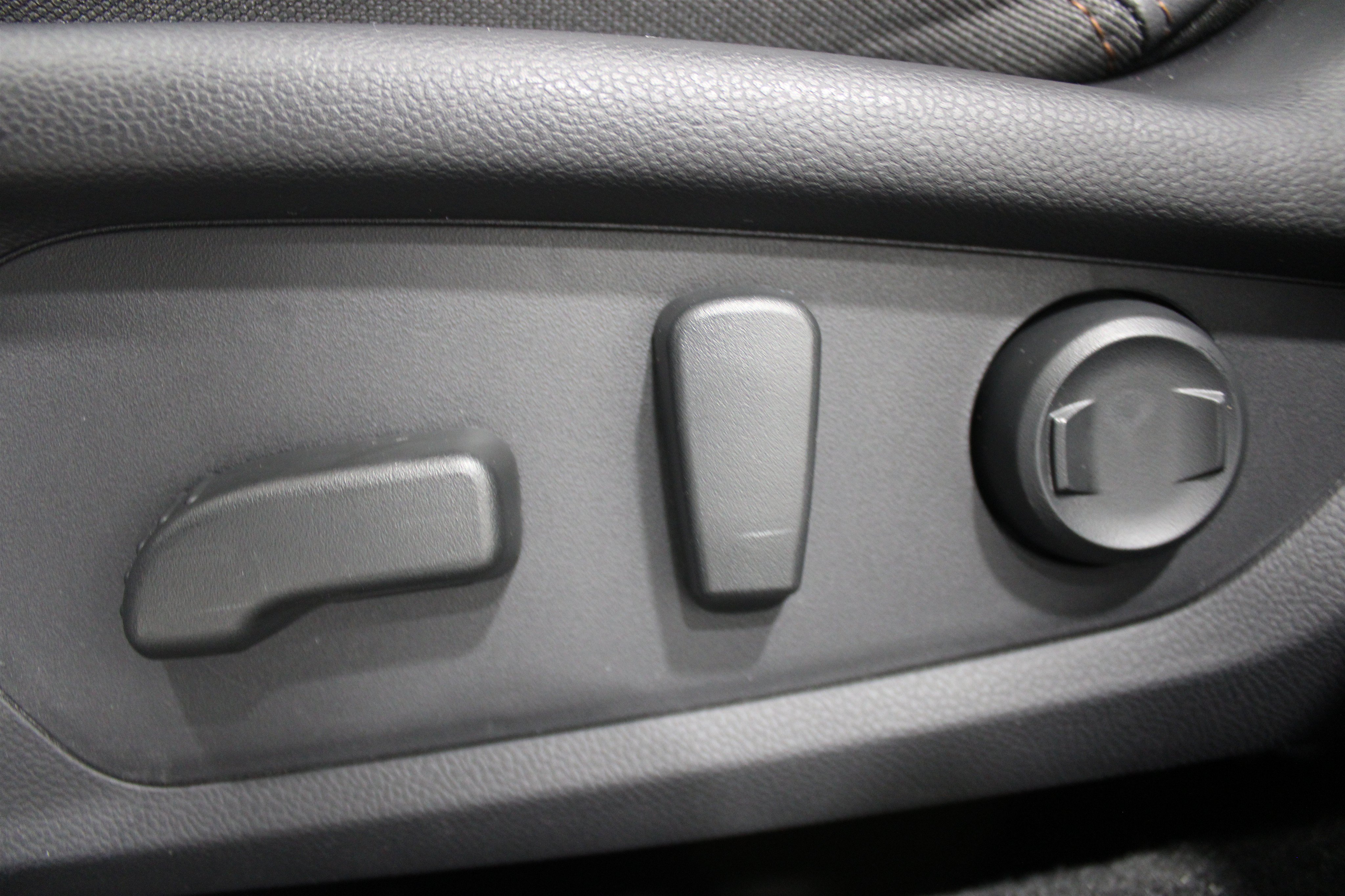 New 2026 Subaru Forester Touring AWD/4WD image 13