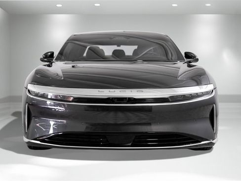 Used 2023 Lucid Air Touring image 5