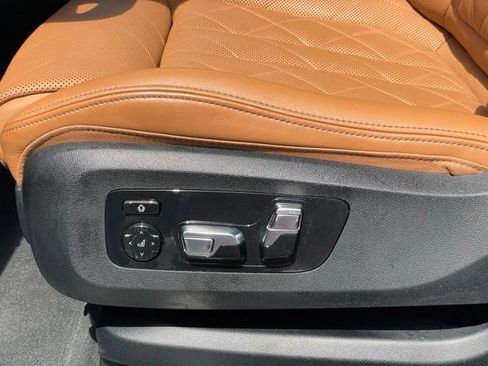 Certified 2024 BMW X7 xDrive40i w/ Climate Comfort Package AWD/4WD image 13