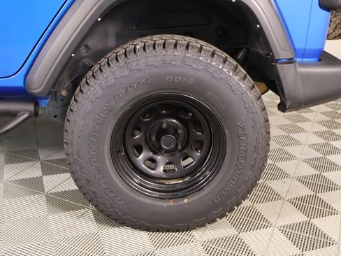 Used 2022 Jeep Wrangler Unlimited Sport AWD/4WD image 17