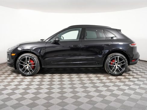 New 2026 Porsche Macan S image 2
