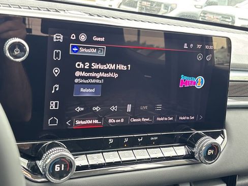 New 2025 GMC Canyon Elevation w/ Convenience Package image 29