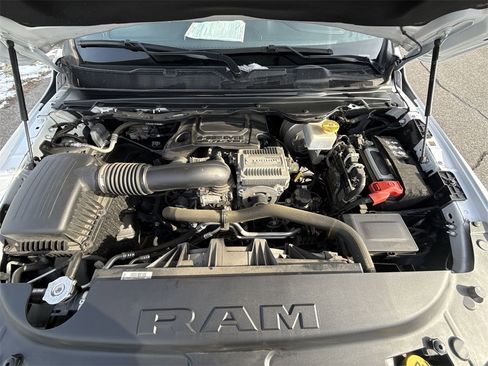 Used 2024 RAM 1500 Laramie image 17