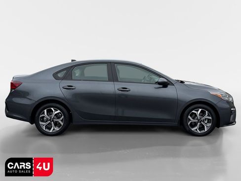 Used 2021 Kia Forte LXS image 8
