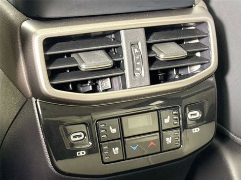 Used 2025 Lexus RX 350 w/ Convenience Package image 38