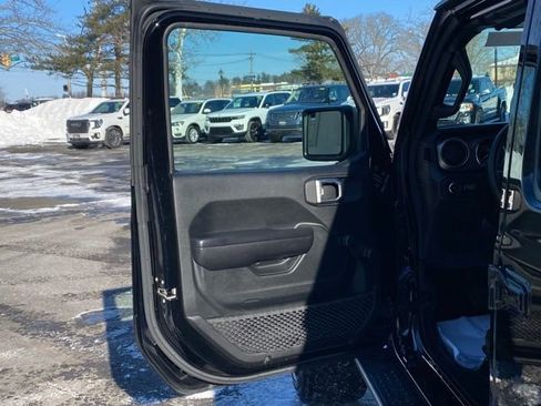 Certified 2021 Jeep Wrangler Unlimited Sport image 25