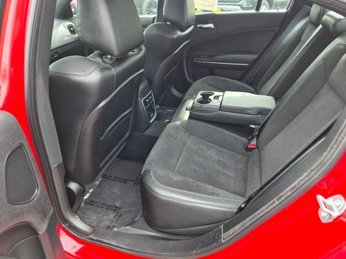 Used 2016 Dodge Charger R/T RWD image 11