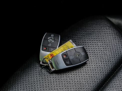 Used 2020 Mercedes-Benz C 300 Sedan image 55