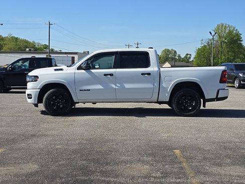 Used 2025 RAM 1500 Big Horn AWD/4WD image 4