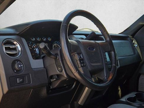 Used 2011 Ford F150 XLT w/ XLT Chrome Pkg image 19
