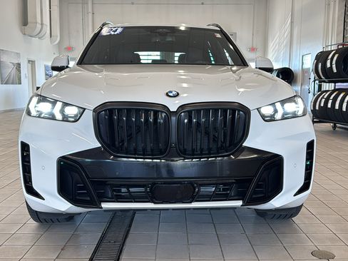 Used 2024 BMW X5 xDrive40i w/ M Sport Package AWD/4WD image 10