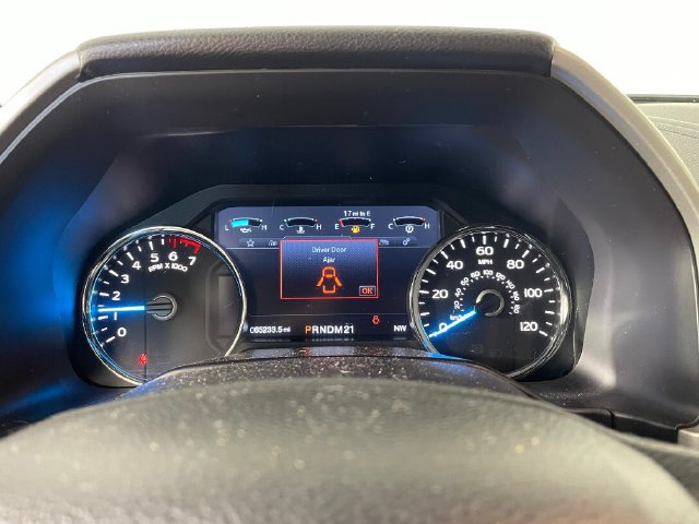 Used 2016 Ford F150 Lariat w/ Equipment Group 502A Luxury AWD/4WD image 2