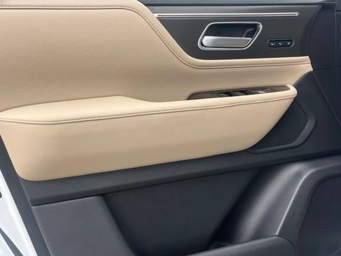 Certified 2026 INFINITI QX80 Pure w/ Cargo Package RWD image 9