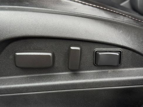 Used 2011 Chevrolet Equinox LT image 30