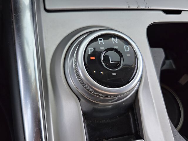 Used 2021 Ford Explorer Limited w/ Equipment Group 301A RWD image 20