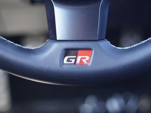 Used 2024 Toyota GR86 Premium RWD image 18