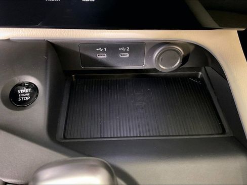 New 2026 Nissan Sentra SL w/ Floor Mat Package image 33