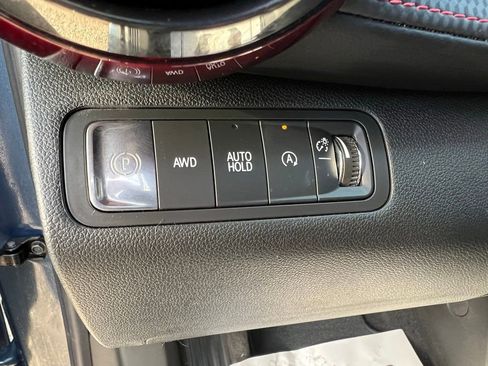 Used 2025 Chevrolet Equinox RS image 28