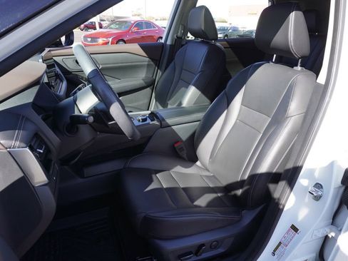 Used 2023 Nissan Rogue SL w/ SL Premium Package image 14