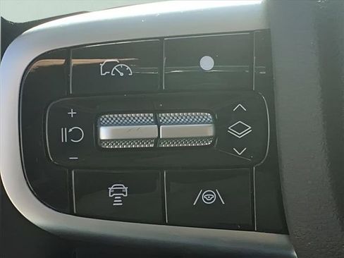 Used 2025 Genesis GV80 2.5T Standard image 18