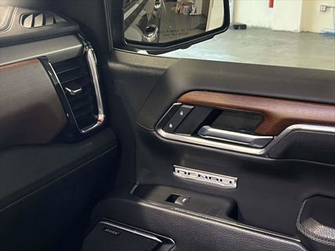 Used 2023 GMC Sierra 1500 Denali w/ Technology Package image 36