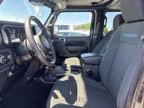 Used 2024 Jeep Wrangler Unlimited Rubicon 4xe AWD/4WD image 13