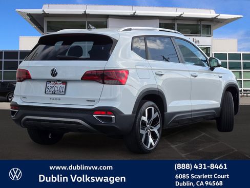 Used 2022 Volkswagen Taos SEL AWD/4WD image 4