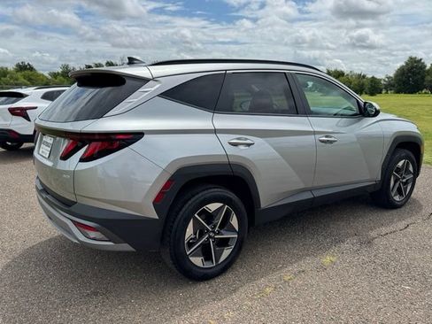 Used 2026 Hyundai Tucson SEL Plus AWD/4WD image 6