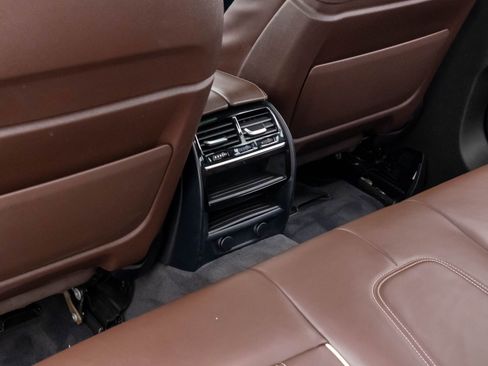 Used 2018 BMW 540i xDrive image 16