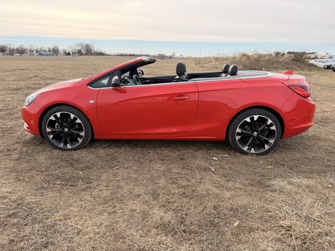 Used 2019 Buick Cascada Sport Touring w/ Dark Effects Package image 9