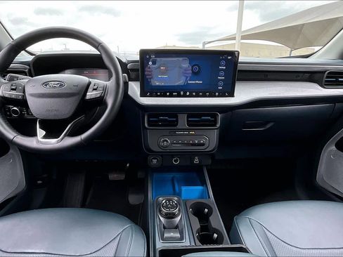 Used 2025 Ford Maverick XLT w/ XLT Luxury Package image 14