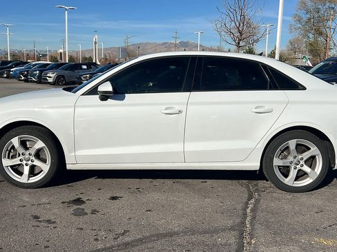 Used 2019 Audi A3 2.0T Premium image 8