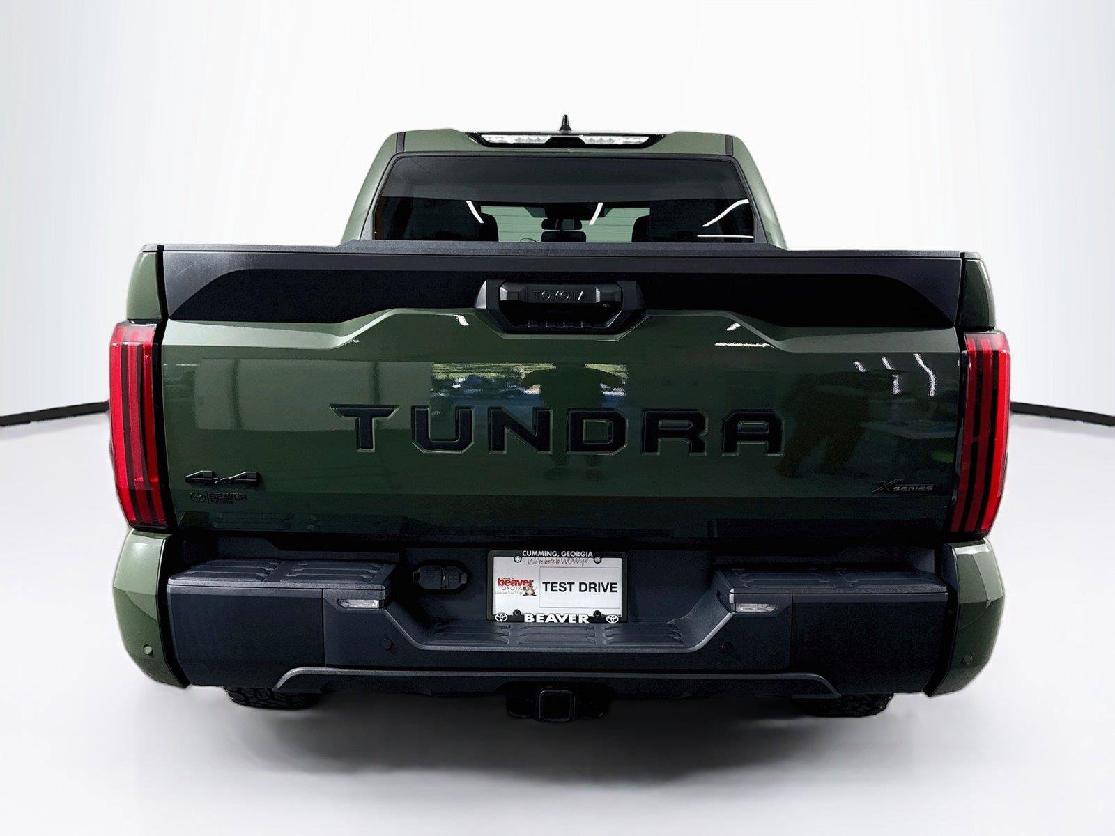 Used 2023 Toyota Tundra SR5 w/ SR5 Convenience Package AWD/4WD image 11
